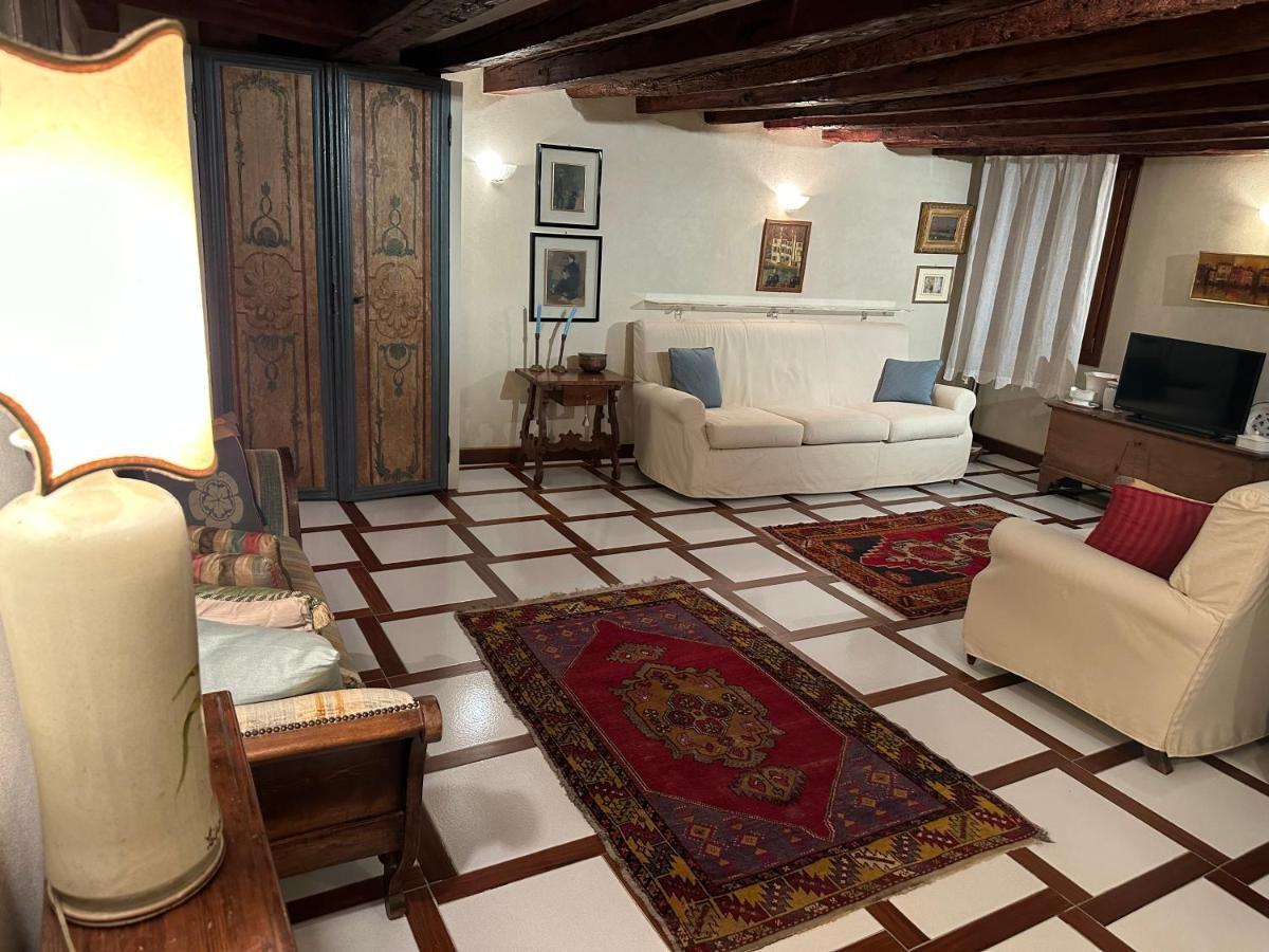 1 Ca'Del Traghetto Family Apartment Venezia Eksteriør bilde