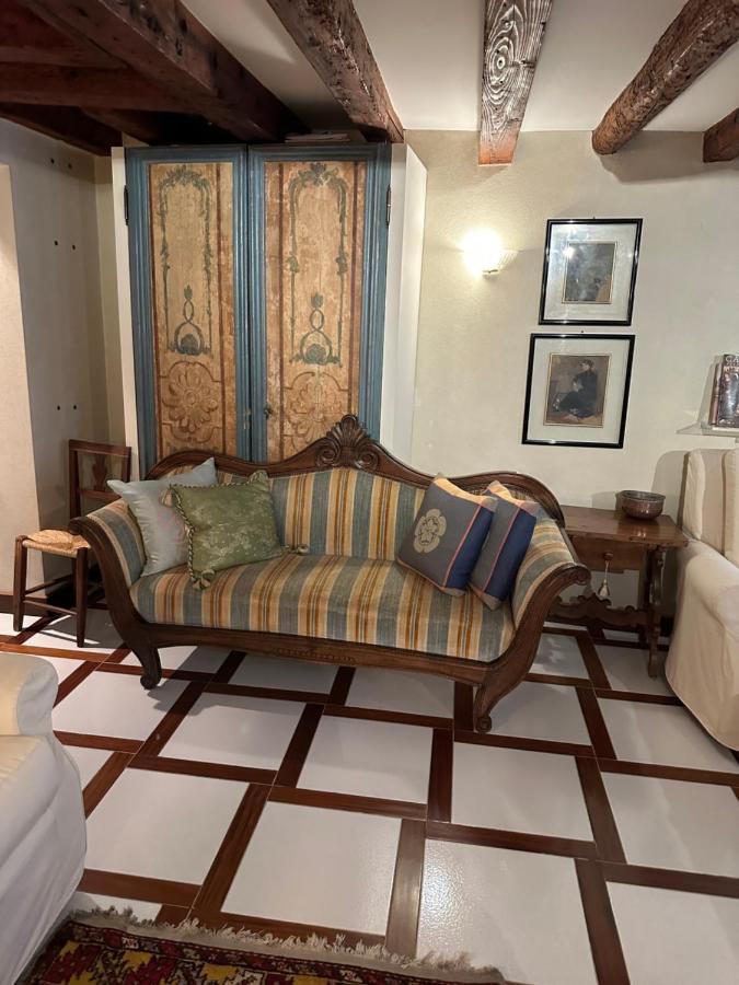 1 Ca'Del Traghetto Family Apartment Venezia Eksteriør bilde